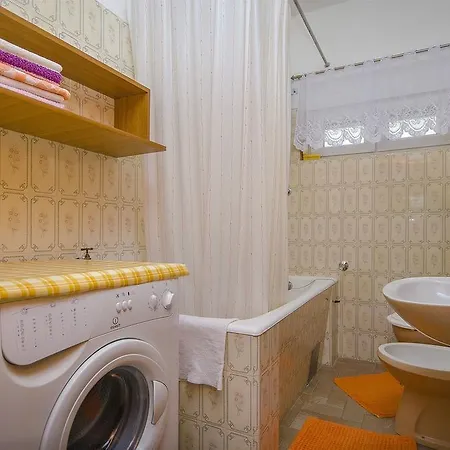 House Marija טרוגיר