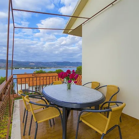 House Marija Nyaraló